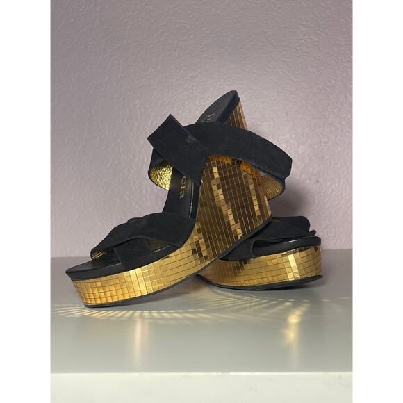 Pedro Garcia Metallic Disco Platform Sandals Size 37.5 Black Gold - Picture 4 of 4